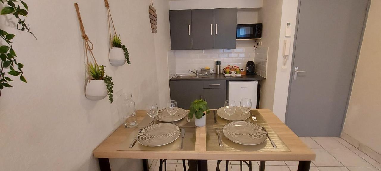 L'Escale : Duplex 4 Pers. Asterix, Aeroport Roissy Cdg, Paris Apartman Moussy-le-Neuf Kültér fotó