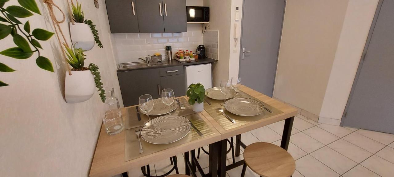 L'Escale : Duplex 4 Pers. Asterix, Aeroport Roissy Cdg, Paris Apartman Moussy-le-Neuf Kültér fotó