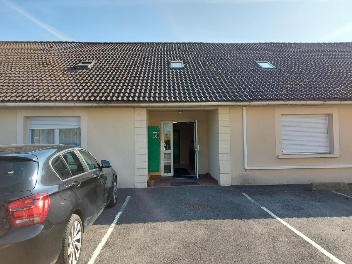 L'Escale : Duplex 4 Pers. Asterix, Aeroport Roissy Cdg, Paris Apartman Moussy-le-Neuf Kültér fotó